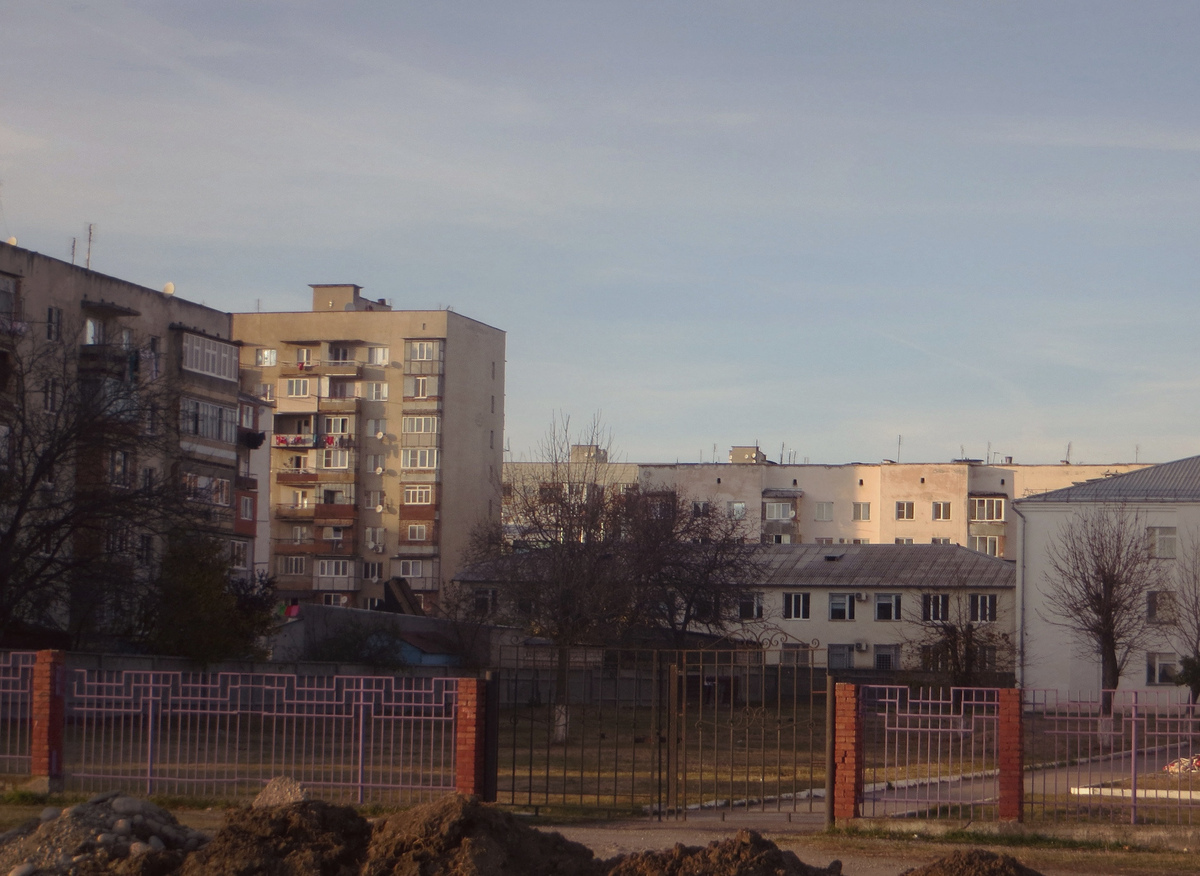 Баксан, Улица Фрунзе, 11; Улица Юрия Гагарина, 6А; Улица Юрия Гагарина, 6