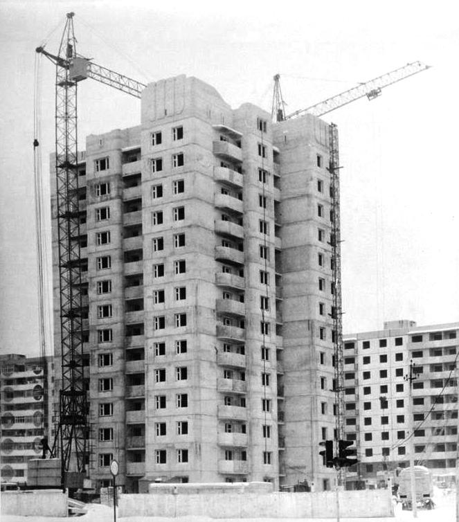 Старый Оскол, Микрорайон Королёва, 28; Микрорайон Королёва, 5