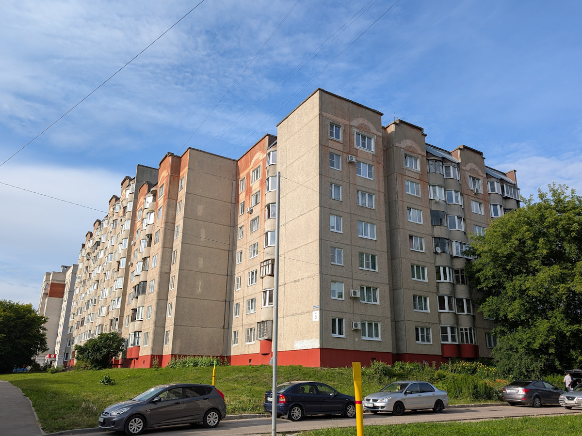 Vladimir, улица Соколова-Соколёнка, 6