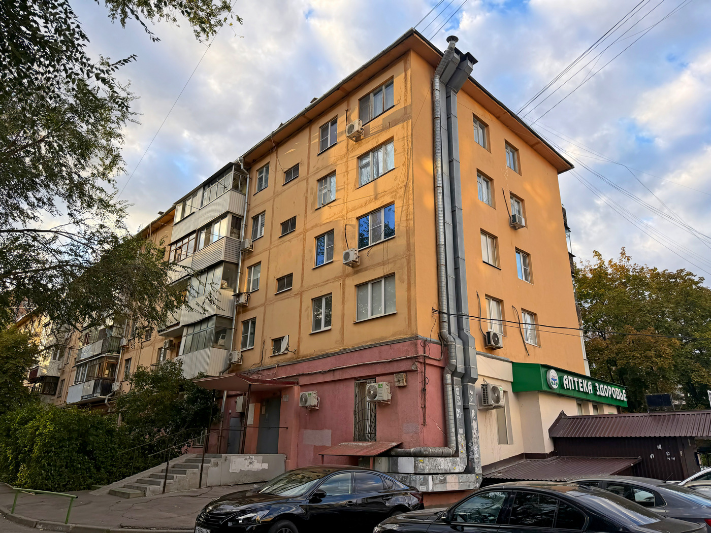 Ростов-на-Дону, Улица Волкова, 10