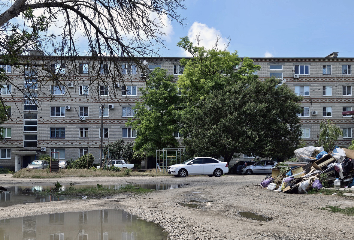 Приморско-Ахтарск, Набережная улица, 85