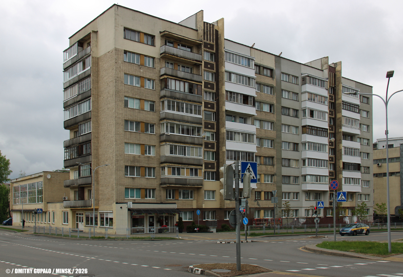Минск, Сухая улица, 4 / Улица Короля, 22