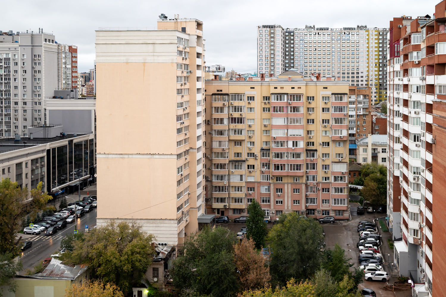 Samara, Улица Буянова, 51; Рабочая улица, 85
