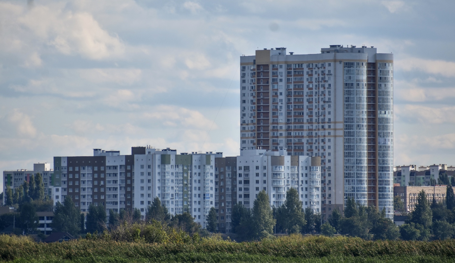 Энгельс, Пристанская улица, 85 корп. 2; Пристанская улица, 85