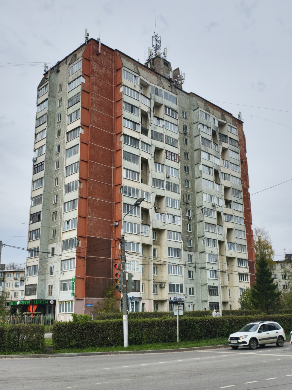Perm, Улица Космонавта Леонова, 56А