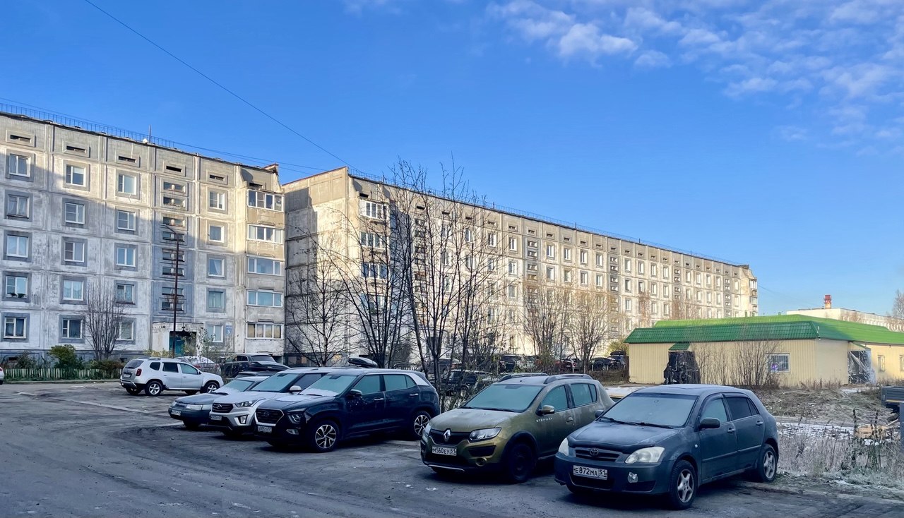 Мурманск, Район Росляково, Зелёная улица, 3