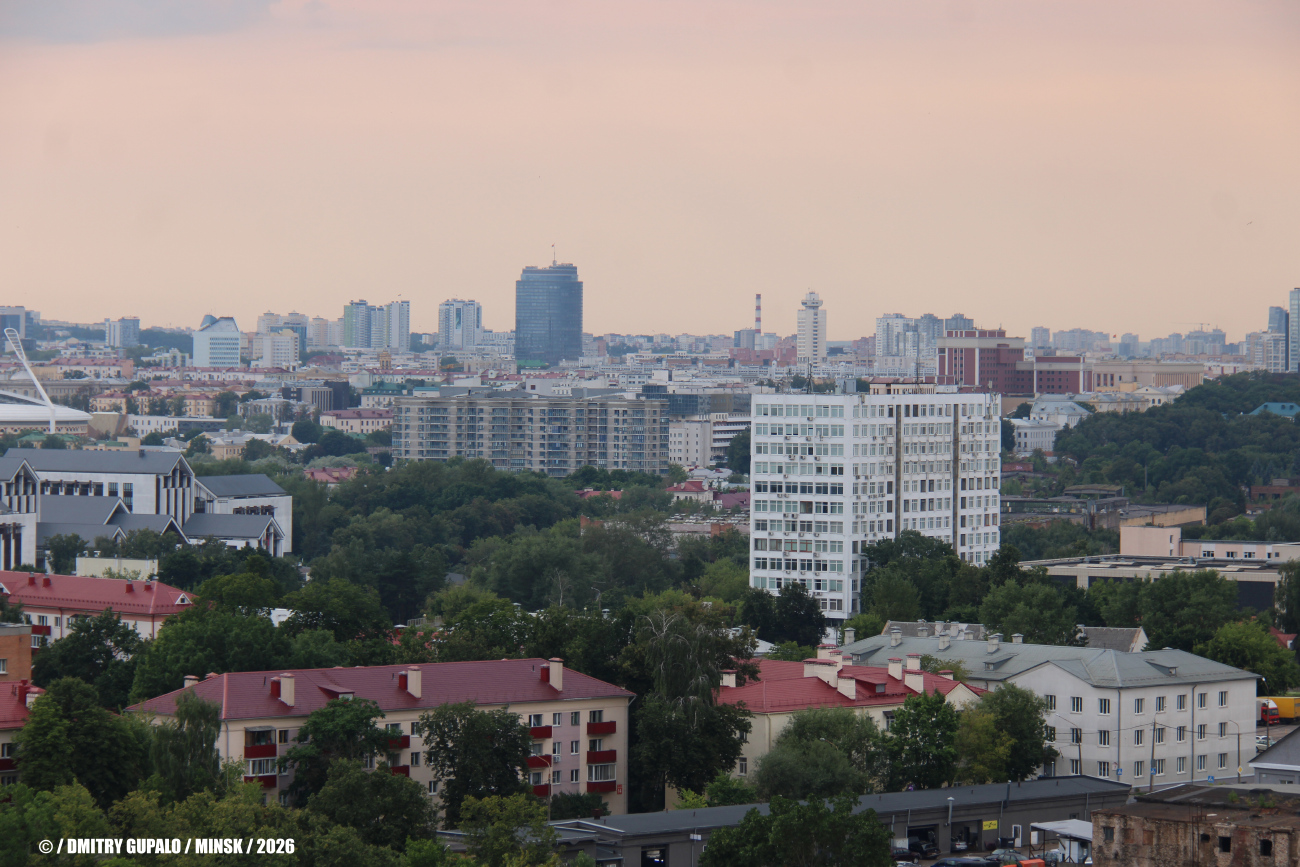 Минск, Улица Станиславского, 14; Улица Судмалиса, 7 / Улица Станиславского, 10; Смоленская улица, 15