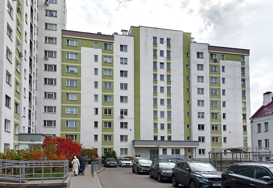 Минск, 3-й Железнодорожный переулок, 10 / Разинская улица, 36