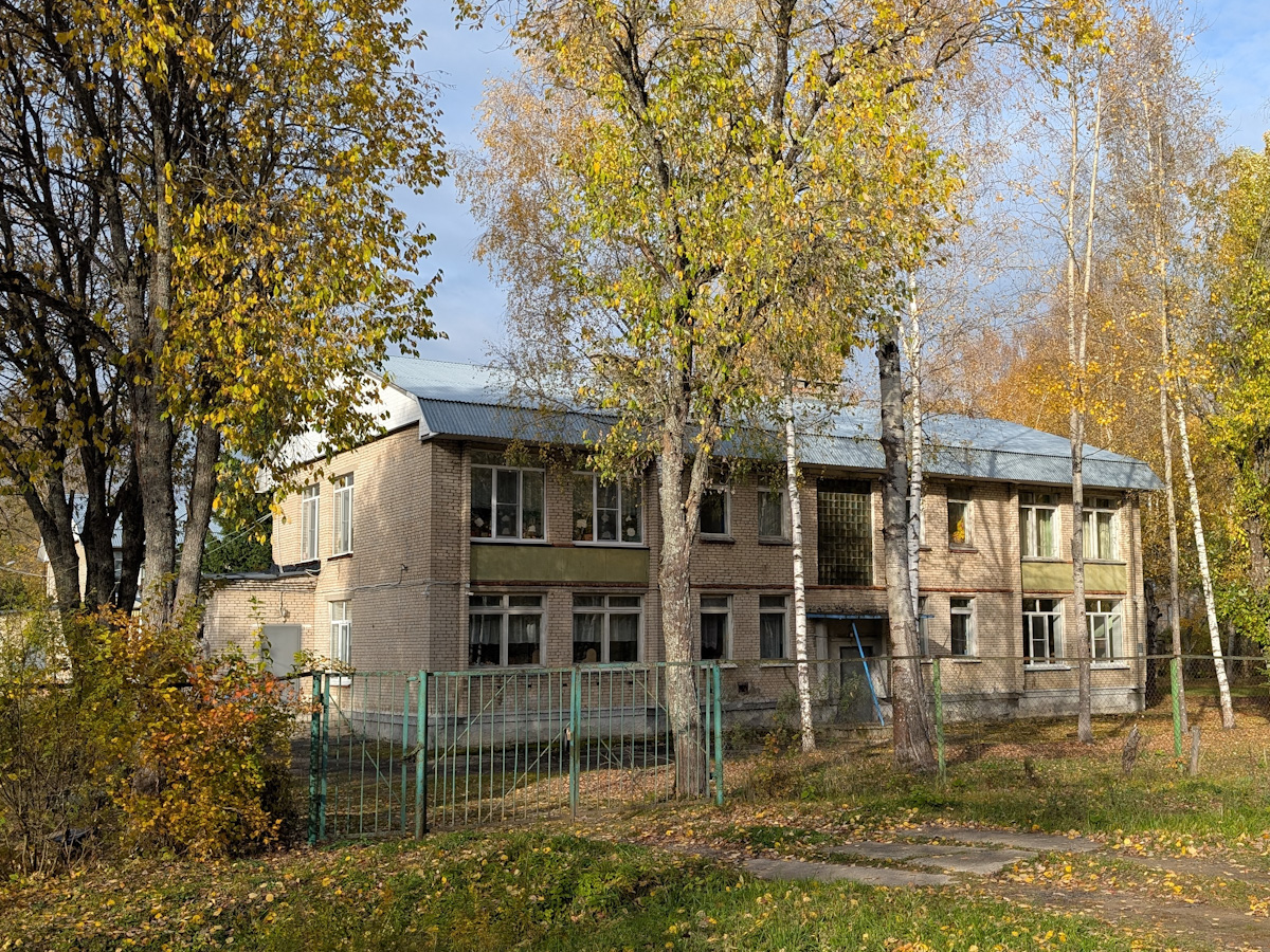 Александровский муниципальный округ, прочие н.п., городок Сергиев Посад-15, Октябрьская улица, 13