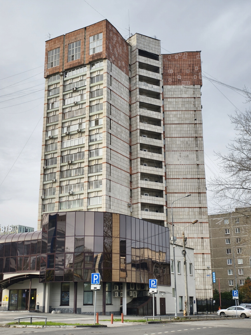 Perm, Улица Попова, 21