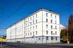 Уфа, Улица Космонавтов, 1 / Улица Комарова, 22