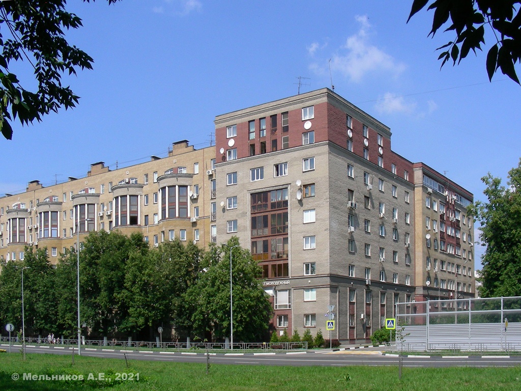 Nizhny Novgorod, Молодёжный проспект, 38
