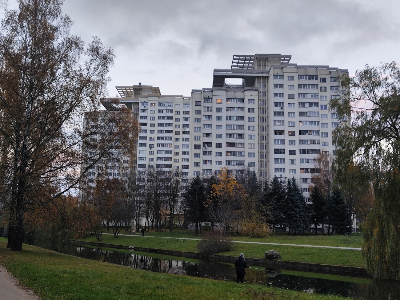 Мінск, Проспект Независимости, 123 корп. 3; Проспект Независимости, 137 корп. 2